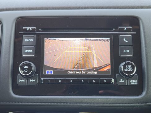 Used 2020 Honda HR-V LX image 18