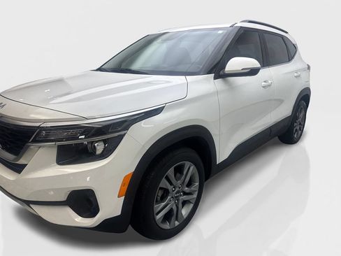 Used 2023 Kia Seltos S FWD image 11