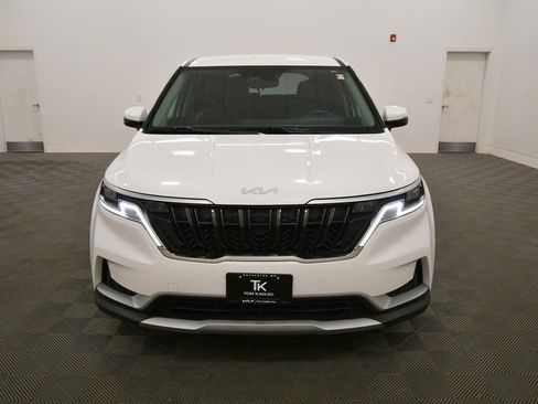 Certified 2024 Kia Carnival LX image 11