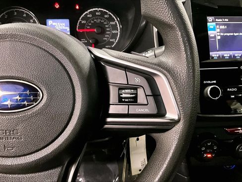 Used 2018 Subaru Impreza 2.0i Premium image 24