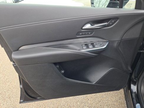 Used 2024 Cadillac XT4 Premium Luxury image 22