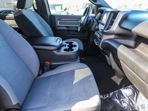 Used 2022 RAM 2500 Big Horn w/ Safety Group B image 16