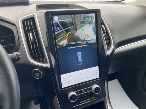 Used 2022 Ford Edge SEL w/ Convenience Package image 13