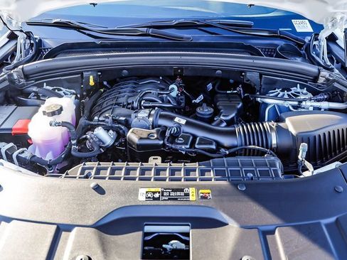 New 2025 Jeep Grand Cherokee Limited w/ Black Appearance Package image 27