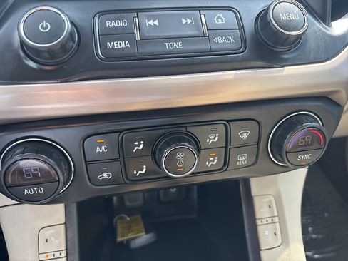 Used 2019 GMC Acadia Denali w/ Technology Package image 39