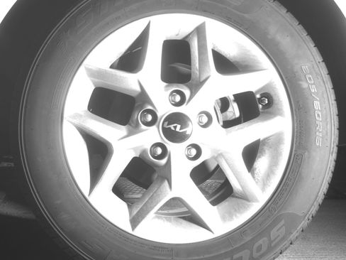 Used 2025 Kia Soul LX w/ LX Technology Package FWD image 14