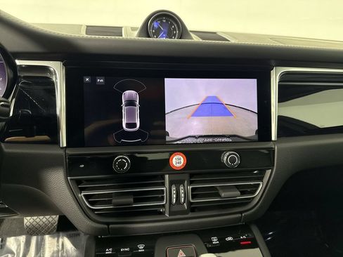 Certified 2026 Porsche Macan S AWD/4WD image 30