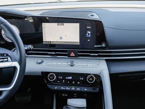 New 2026 Hyundai Elantra Limited FWD image 13