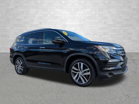 Used 2018 Honda Pilot Elite image 1
