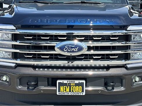 New 2025 Ford F250 King Ranch w/ FX4 Off-Road Package image 45