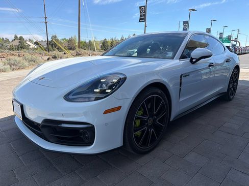 Used 2022 Porsche Panamera 4S AWD/4WD image 4