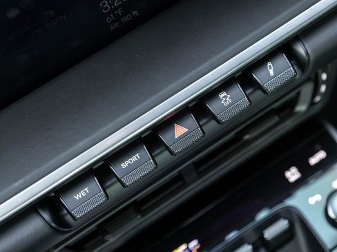 Certified 2021 Porsche 911 Carrera image 25