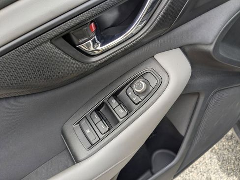 Used 2022 Subaru Outback Premium image 10