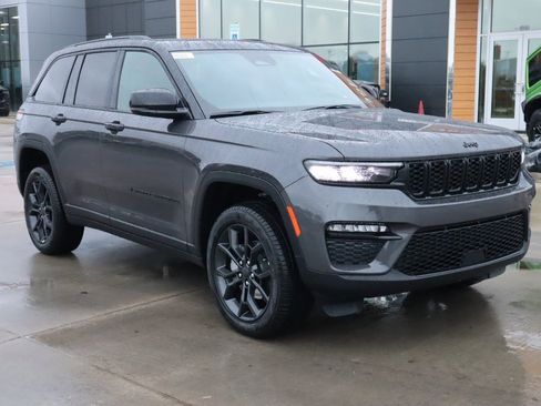 New 2025 Jeep Grand Cherokee Limited image 1