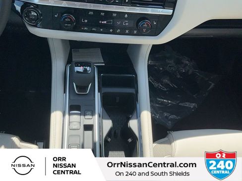 New 2026 Nissan Pathfinder SL image 23