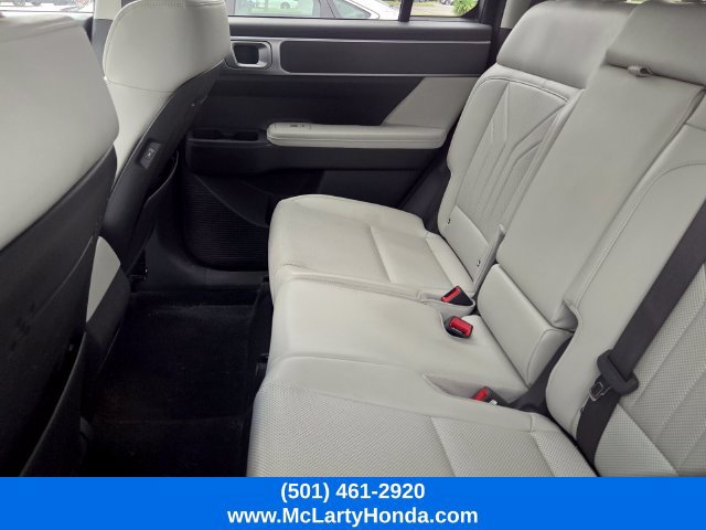 Used 2025 Hyundai Santa Fe SEL FWD image 10