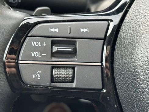 Used 2025 Honda Accord Touring image 13
