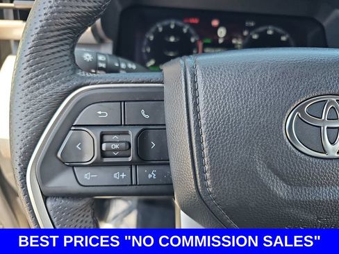 Used 2025 Toyota Tacoma 4x4 Double Cab Hybrid image 16