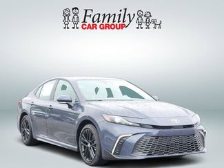 New 2026 Toyota Camry SE FWD video 2