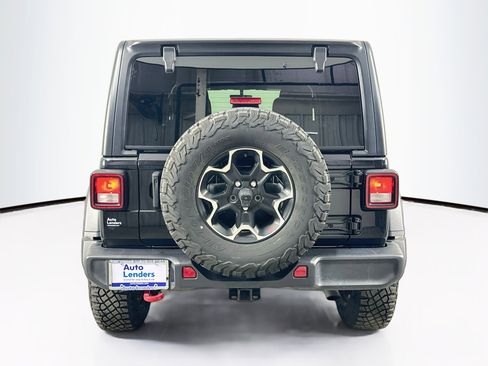 Used 2023 Jeep Wrangler Unlimited Rubicon w/ Cold Weather Group AWD/4WD image 6