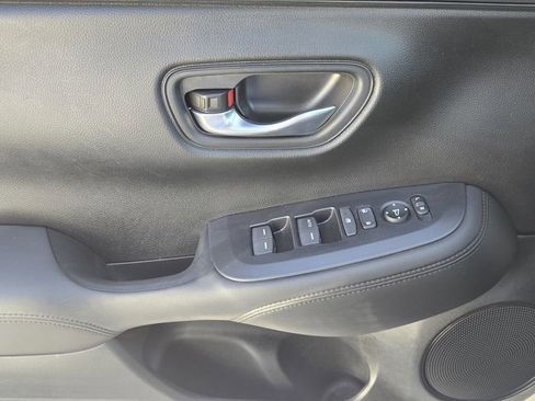 Used 2024 Honda HR-V LX image 26