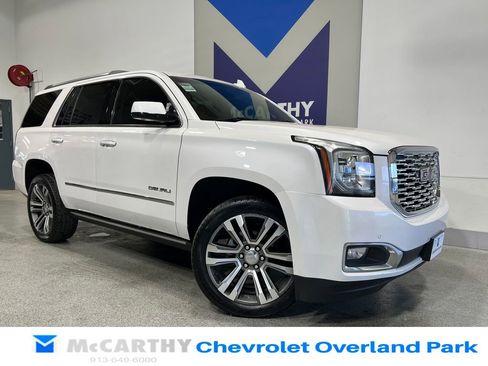Used 2018 GMC Yukon Denali w/ Denali Ultimate Package AWD/4WD image 1