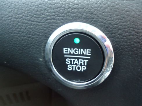 Used 2022 Ford Edge SEL w/ Convenience Package image 26