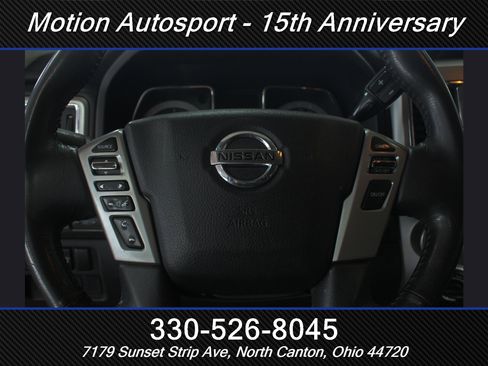 Used 2016 Nissan Titan SV image 17