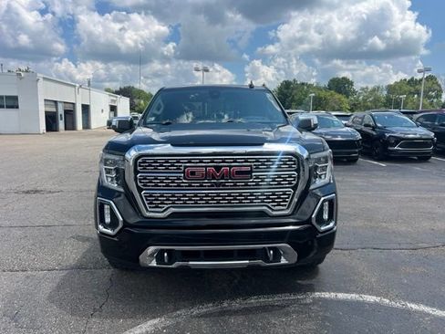 Used 2020 GMC Sierra 1500 Denali w/ Technology Package AWD/4WD image 2