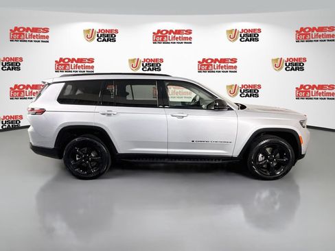 Used 2023 Jeep Grand Cherokee L Limited w/ Luxury Tech Group II AWD/4WD image 19