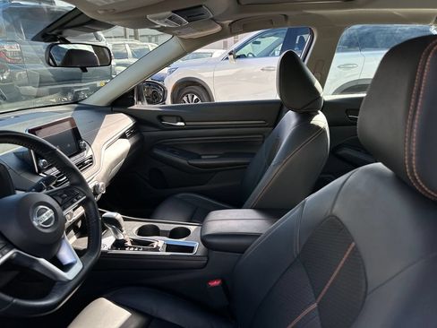Used 2022 Nissan Altima 2.0 SR FWD image 13