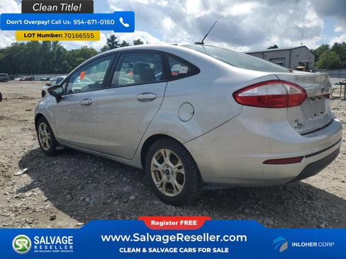 Used 2014 Ford Fiesta SE w/ Comfort Package image 3