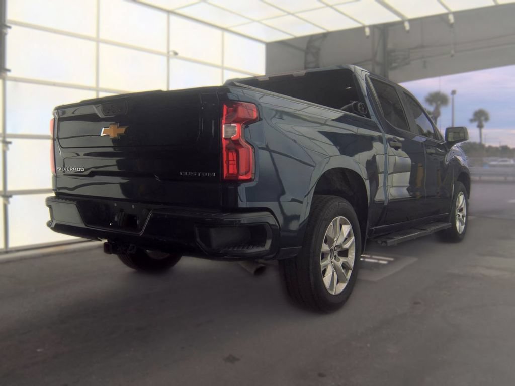 Used 2022 Chevrolet Silverado 1500 Custom w/ Safety Confidence Package RWD image 4