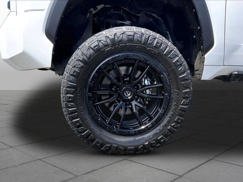Used 2023 Toyota Tundra SR5 AWD/4WD image 11