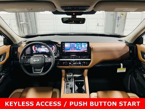 New 2026 Nissan Pathfinder Platinum FWD image 4