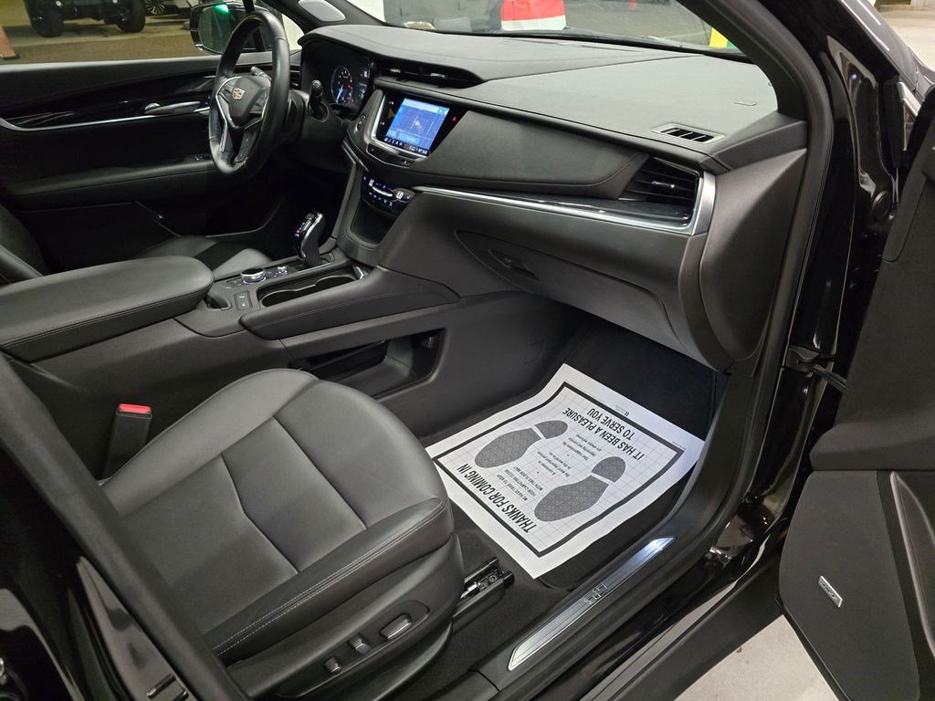 Used 2024 Cadillac XT5 Premium Luxury FWD image 31