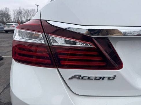 Used 2016 Honda Accord EX-L image 7