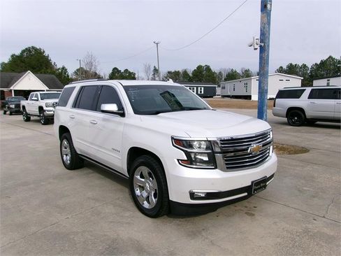 Used 2017 Chevrolet Tahoe Premier image 2