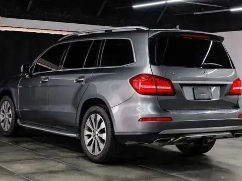 Used 2018 Mercedes-Benz GLS 450 4MATIC w/ Premium Package image 15