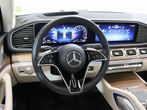 Used 2024 Mercedes-Benz GLE 580 4MATIC image 21