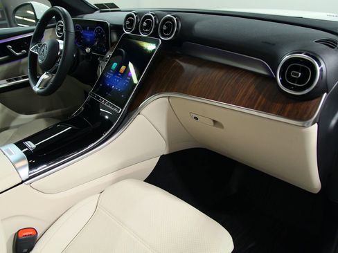 Certified 2026 Mercedes-Benz GLC 300 4MATIC image 21