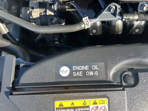 Used 2023 Toyota Corolla LE image 12