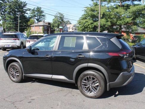 Used 2023 Nissan Rogue S image 10