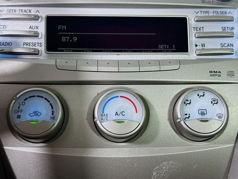 Used 2011 Toyota Camry LE w/ LE Extra-Value Pkg FWD image 23