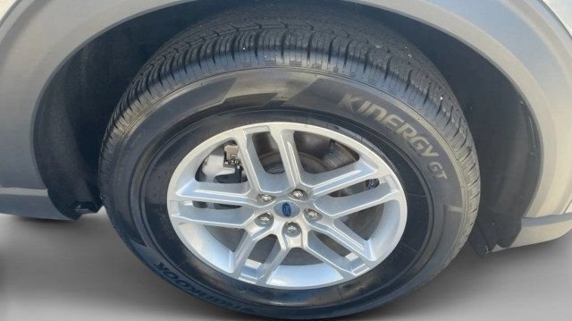 Used 2025 Ford Explorer Active w/ Active Comfort Package RWD image 19