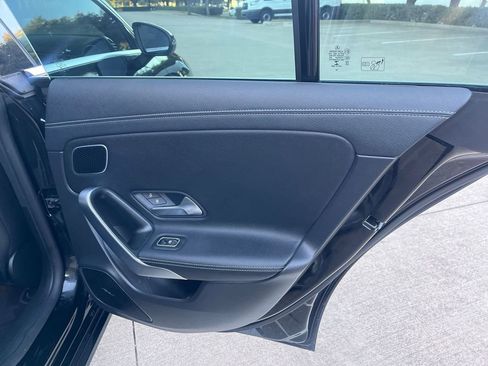 Used 2021 Mercedes-Benz CLA 250 w/ Premium Package image 18