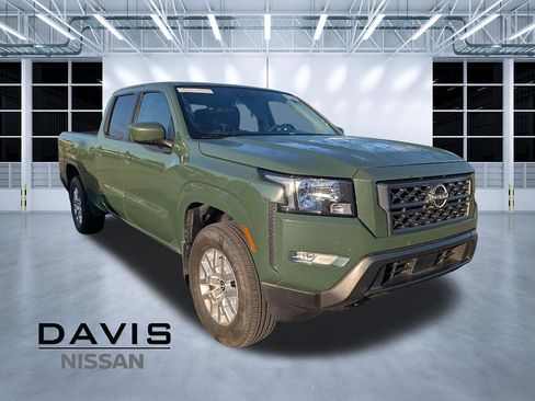 Used 2024 Nissan Frontier SV w/ Technology Package AWD/4WD image 1