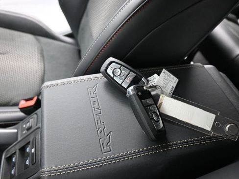 New 2025 Ford Bronco Raptor w/ Interior Carbon Fiber Pack image 19