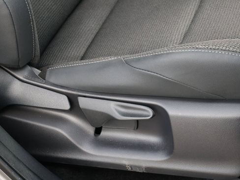 Used 2024 Toyota bZ4X XLE image 31