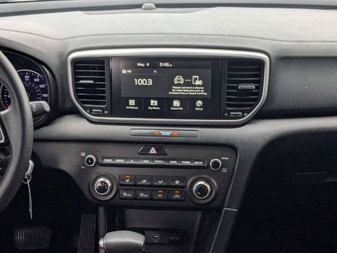 Used 2022 Kia Sportage LX FWD image 17